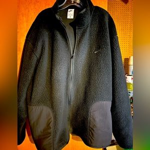 Nike Tech. Mens size XL. $95